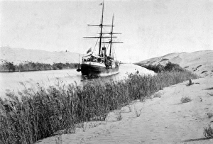 Removal Gallery: Ship in Suez Canal