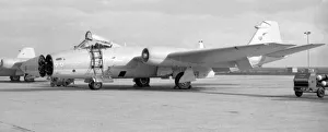 Short Canberra PR. 9 XH168