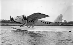 Short S11 Valetta G-aJY as a seaplane