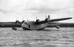 Short S26 G-AFCI Golden Hind