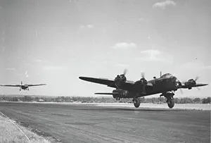 Stirling Gallery: Short S29 Stirling towing Horsa