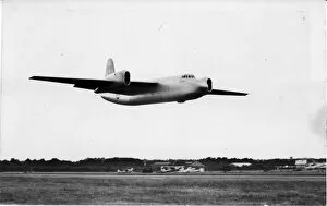 Airshow Gallery: Short SA4 Sperrin at the Farnborough airshow in 1952
