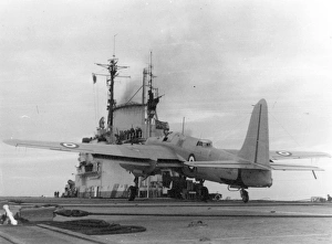 Images Dated 4th February 2015: Short Sturgeon TT2 aboard an aircraft carrier