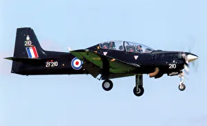 Tucano Prints: Short Tucano T. 1 ZF210