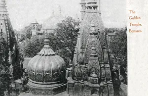 Hinduism Collection: The Shri Kashi Vishwanath Temple (Golden Temple) dedicated to Lord Shiva