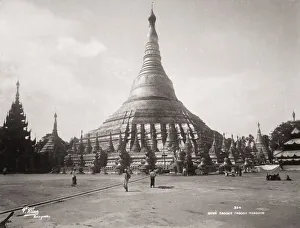 Shwedagon pagoda, Rangoon Yangon, Burma, Myanmar