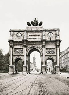 Crowned Gallery: The Siegestor Victory Gate, Munich, Germany