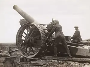 Gunner Prints: Sighting a British 8 inch Howitzer, France, WW1