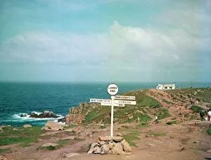 Signpost Prints: The Signpost, Land's End