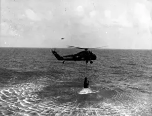Sikorsky Prints: A Sikorsky UH-34 helicopter