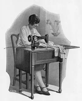 Singer Sewing Machine - model 66K