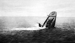 Images Dated 21st December 2004: Sinking British Merchant Ship, 1916
