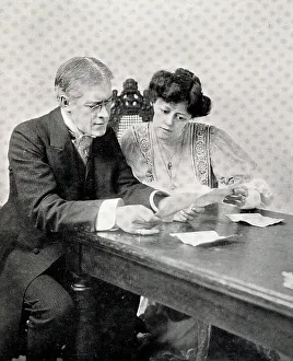 Actors Collection: Sir George Alexander and Irene Vanbrugh in play scene
