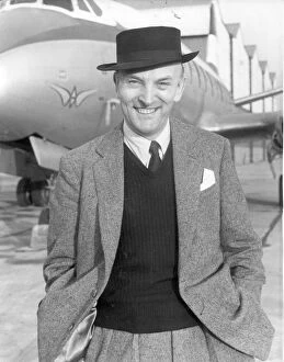 Viscount Gallery: Sir George Edwards in front of a Vickers Viscount in 1960