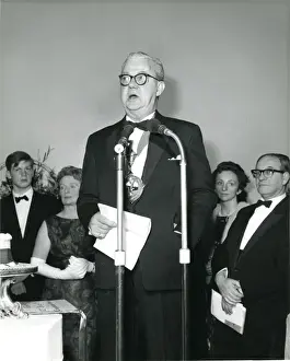 Sir George Gardner, RAeS President 1965-1966, reads the ?