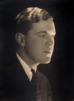 Images Dated 19th July 2021: Sir Norman Bishop Hartnell (1901 - 1979), British couturier