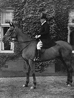 Sir Vincent Raven Sir Vincent Raven