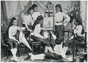 Images Dated 12th November 2019: Sisters of the King of Siam
