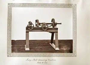 A size bolt screwing machine