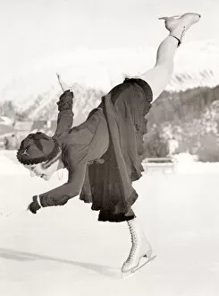 Skates Gallery: Skater Soni Hennie San Moritz, Switzerland, 1933