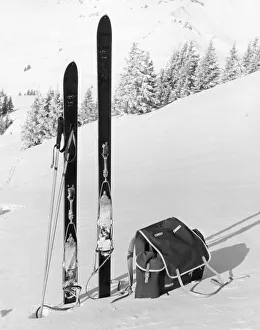 Images Dated 17th August 2011: Skiing Equipment