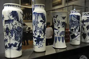 Sleeve vases rolwagens. China, 1635-1650