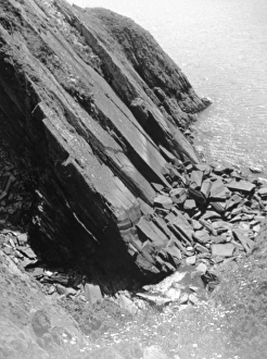 Images Dated 29th March 2011: Slipped Strata