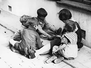 Hoxton Prints: Slum Children / Hoxton