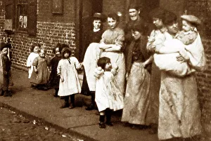 Slum Prints: Slums in Byker, Newcastle-upon-Tyne