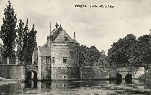 Moat Gallery: Smedenport City Gate, Bruges, Belgium