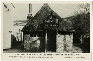 Images Dated 11th November 2016: The Smiths Arms, Godmanstone, Dorset