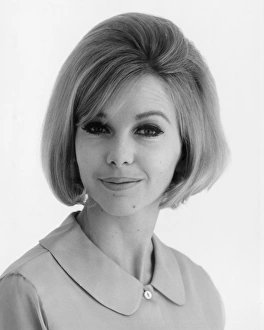 Images Dated 16th February 2012: SMUG MODEL