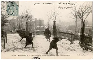 Snowballing Prints: Snowballing in Montmartre, Paris, France