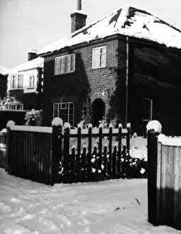 Suburbia Prints: Snowy Suburbia