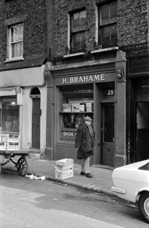 Images Dated 31st August 2016: Soho, London - 25 Peter Street W1