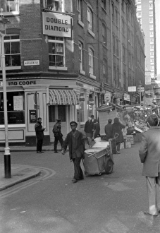 Images Dated 31st August 2016: Soho, London - Rupert Street W1