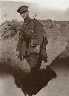Images Dated 10th February 2017: Soldier on the Western Front, Northern France, WW1