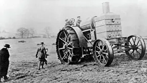 Battle Field Prints: Soldiers with a Daimler-Foster tractor, WW1