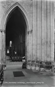 Showcases Prints: South Aisle of Southwark Cathedral