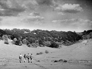 Images Dated 9th March 2015: South Downs walkers