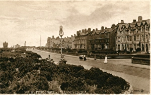 Annes Gallery: South Promenade, Lytham St Annes, Lancashire