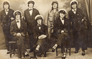 Pearly Gallery: Southend - Fancy Dress Photographic Studio