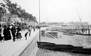 Southend Prints: Southend Promenade and beach, Victorian period