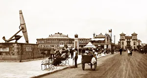 Anchor Collection: Southsea and HMS Victory's Anchor early 1900s