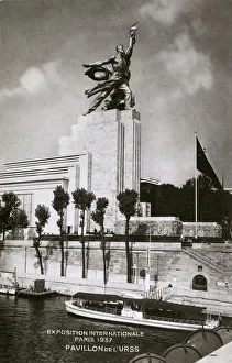 Images Dated 30th May 2018: Soviet Pavilion - Exposition Internationale, Paris