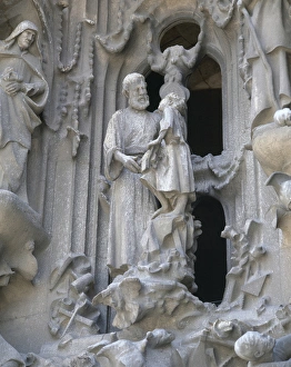 Architectonic Gallery: Spain. Barcelona. Basilica and Expiatory Church of the Holy