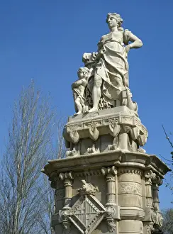 Parc Prints: Spain. Barcelona. Entrace statue of Ciutadella Park