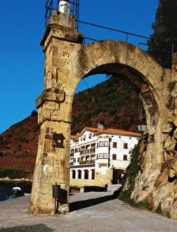 Gipuzkoa Collection: Spain. Basque Country. Pasaia. Gate of the old wall