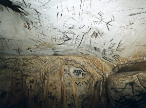 Andalusians Gallery: SPAIN. BenajoᮮLa Pileta Cave. Prehistoric
