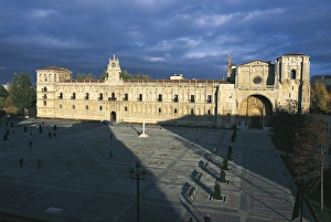 Transformed Collection: SPAIN. CASTILE AND LEON. Le󮮠Hospital de San